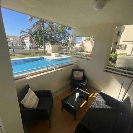 Apartamento En La Carihuela Con Piscina Y Parking, Al Lado De La Playa Lejlighed Torremolinos Eksteriør billede
